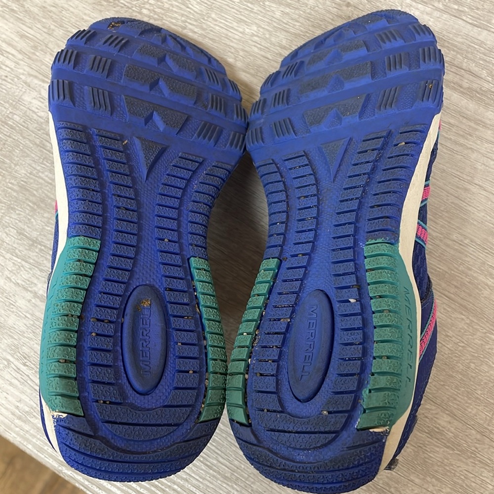 Merrell Shoes - Picture 4 of 4